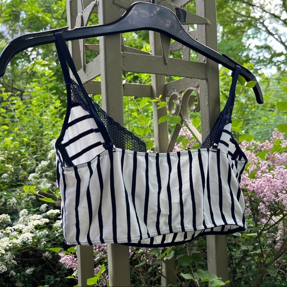 Kimchi Blue Bralette - Picture 2 of 3